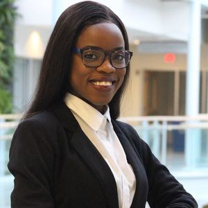 Meet your Posher, Crystal